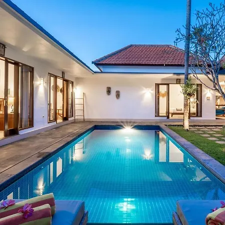 Tranquil Villa 3 Bedroom Retreat In Berawa